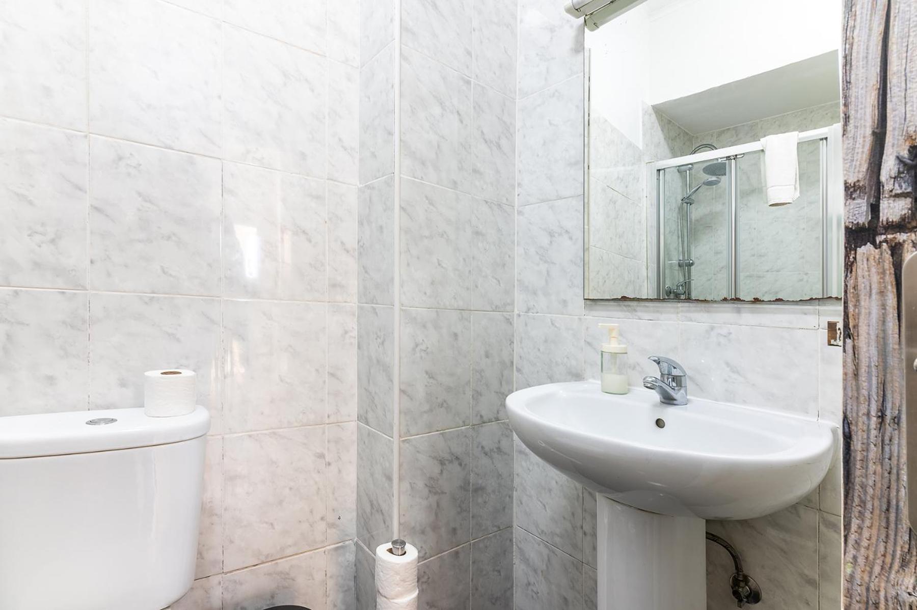 Apartment Alfama Santa Apolonia